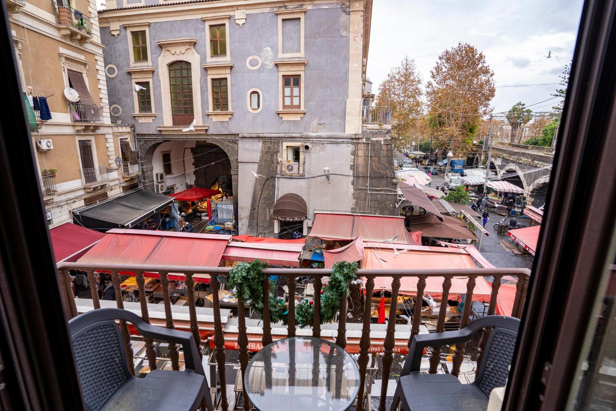 Sicily In Home Centro Catania Pescheria Eksteriør bilde